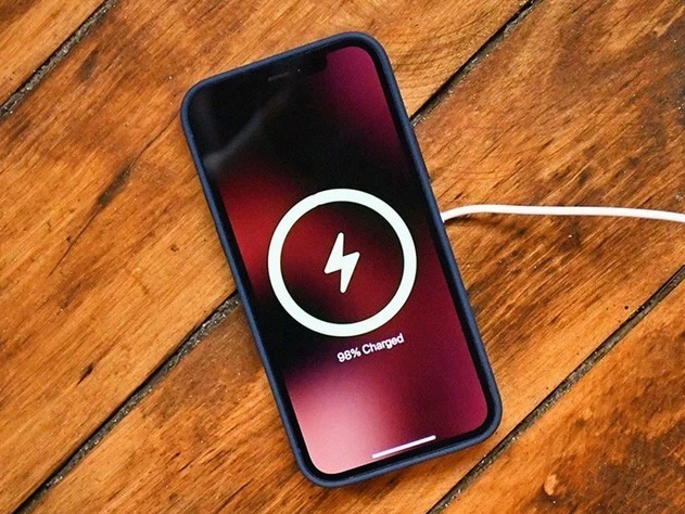 吴川苹果手机维修分享iPhone 12可以随便充电吗 